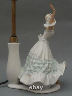 Lovely vintage Schaubach Kunst Wallendorf Germany porcelain figurine Lamp