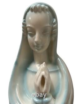 Madonna Porcelain Figurine Statue Erphila Czechoslovakia Art Deco 8.5 Vintage