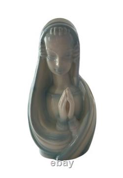Madonna Porcelain Figurine Statue Erphila Czechoslovakia Art Deco 8.5 Vintage
