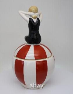 Porcelain Art Deco-German Style Art Nouveau Style Sexy Bathing Beauty Nice Figur