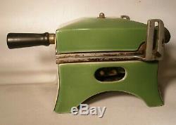 Porcelain Art Deco Hostess Sandwich Toaster