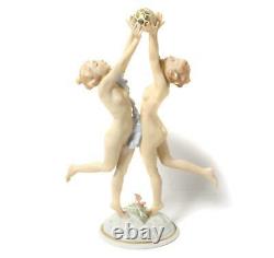 Porcelain figurine Naked girls catching a ball. Germany, Hutschenreuther