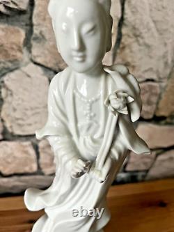 Pretty rare white china porcelain statue representing GUANYIN 20th century decoration ++