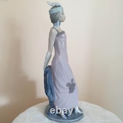 Rare Lladro 5174 Couplet Lady Porcelain Figurine Retired art deco sculpture