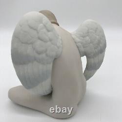 Rare! Llardo Porcelain Figurine Sitting Angel Hand Painted 6 NWOB