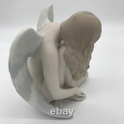 Rare! Llardo Porcelain Figurine Sitting Angel Hand Painted 6 NWOB