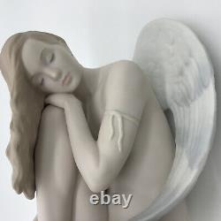 Rare! Llardo Porcelain Figurine Sitting Angel Hand Painted 6 NWOB