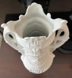 Royal Dux Art Nouveau Deco Pottery Porcelain Vase Czech Republic White