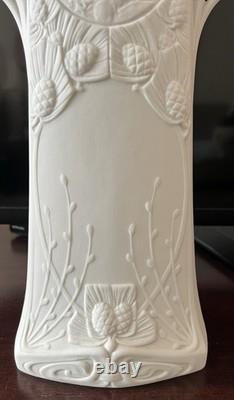 Royal Dux Art Nouveau Deco Pottery Porcelain Vase Czech Republic White Elk Moose