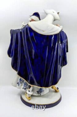 Royal Dux Harlequin and Columbine Figurine, Blue and White