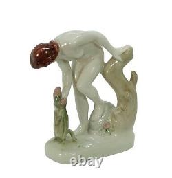 Royal Dux Nude Porcelain figurine, art deco ca. 1930 (# 14565)