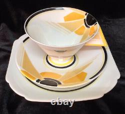 SUNRAY A SHELLEY VOGUE TEASET Trio DESIGNED BY ERIC SLATER, 1930 pattern 11742