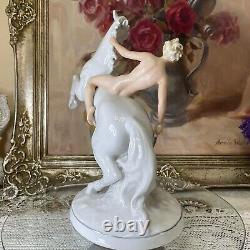 Schaubach Kunst Figurine porcelain Height 27! Cm In Perfect Condition