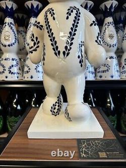Sculpture Art Deco 3D with porcelain bottles