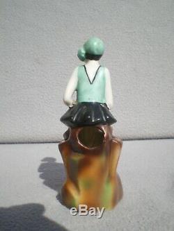 Statuette en porcelaine femme baigneuse art deco vintage bathing beauty figurine