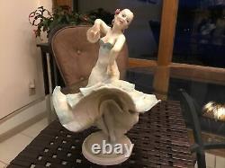 Tarantella Spanish Flamenco Dancer Figurine Hutschenreuther Porcelain 10 1/4