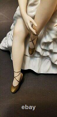 Unterweissbach vintage from 1950 Art deco Porcelain Figurine Statuette Ballerina