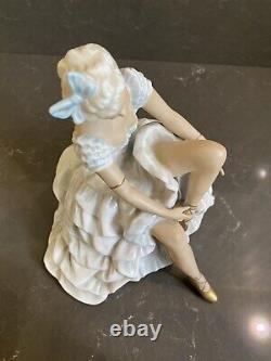 Unterweissbach vintage from 1950 Art deco Porcelain Figurine Statuette Ballerina