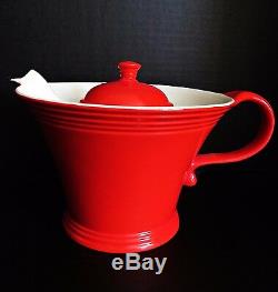 Vintage Art Deco Retro HALL CHINA Teapot Melody Red & White Porcelain 6 cup 6'