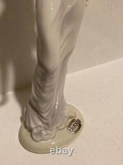 Vintage Casades Flapper Lady Figurine Art Deco Porcelain