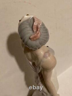 Vintage Casades Spanish Porcelain Art Deco Flapper Figurine