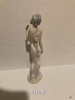 Vintage Casades Spanish Porcelain Art Deco Flapper Figurine