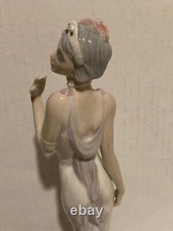 Vintage Casades Spanish Porcelain Art Deco Flapper Figurine