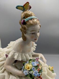 Vintage Large Unterweissbach Germany Dresden Lady W Cat Porcelain Lace Figurine