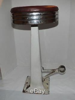 Vtg Art Deco Cast Iron White Porcelain Swivel Ice Cream Soda Fountain Bar Stool