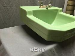 Vtg Mid Century Art Deco Ceramic Jade Green Apple Porcelain Bath SInk 328-19E