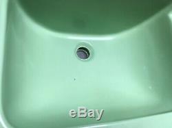 Vtg Mid Century Art Deco Ceramic Jade Green Apple Porcelain Bath SInk 328-19E