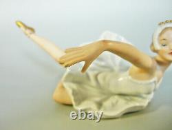 Wallendorf, Ballerina Dancer Girl 8, Handpainted Porcelain Figurine! (j063)