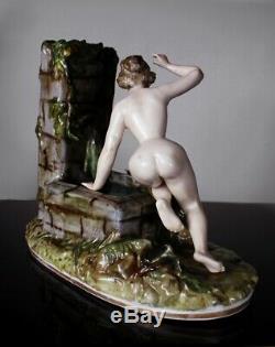 X-RARE Dressel Kister Porcelain Nude Figurine detachable bathing beauty at well